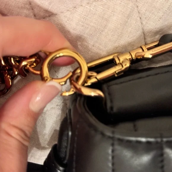 Tory Burch Black Quilted Leather Handbag - Picture 10 of 16